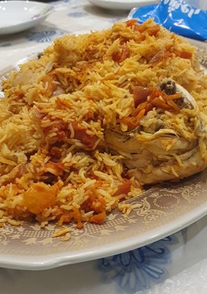 صورة لوصفة رز بخاري بالدجاج والجزر