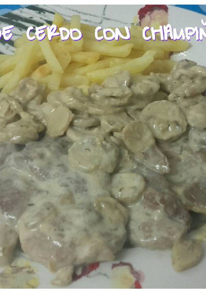 Una foto de 🐷Lomo de cerdo con champiñones