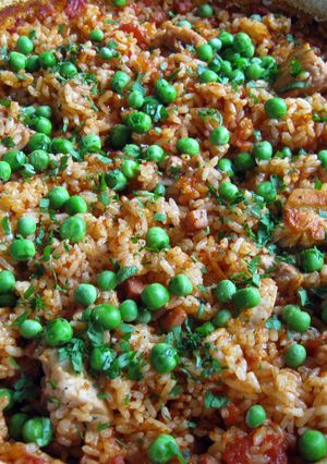 A picture of Chicken & Chorizo Baked Rice.