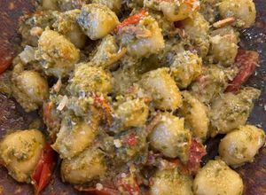Foto de Nhoque ao molho pesto e tomate seco