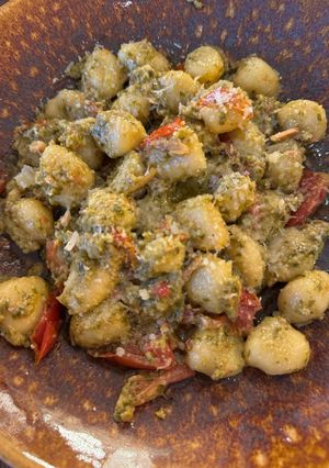 Foto de Nhoque ao molho pesto e tomate seco