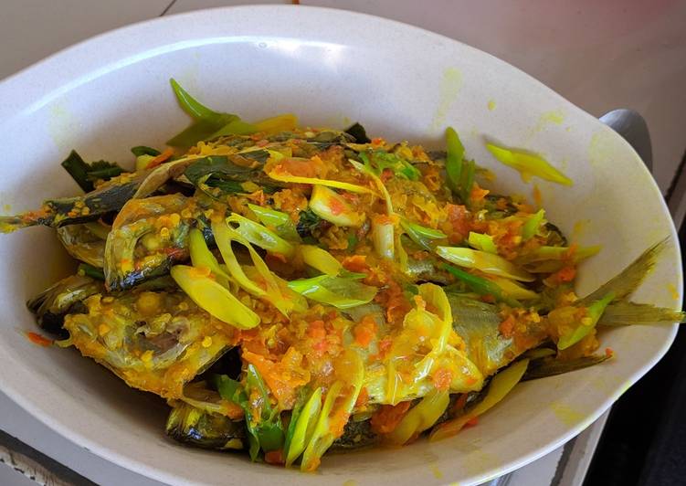 Ikan tude (kembung) bumbu woku (non msg)