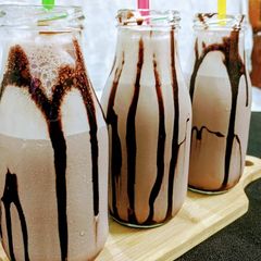 A picture of Thick Chocolate Shake.