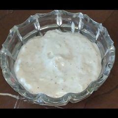 A picture of Mayo garlic dip.