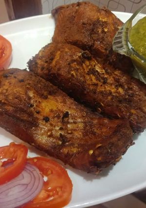 A picture of Fried fish.