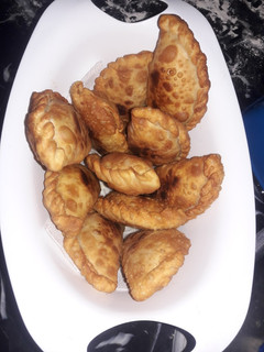 Una foto de Empanadas de choclo o humita, frito!!!!
