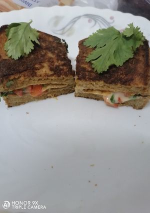 A picture of Bread omelet with cheese.