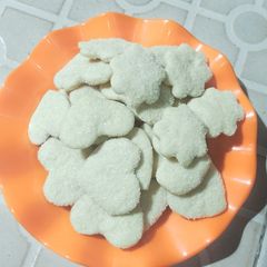 A picture of Costless Home made Biscuits 🍪.