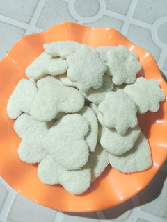 A picture of Costless Home made Biscuits 🍪.