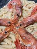 Macarrones de marisco, con caldo Dashi y salsita de leche coco