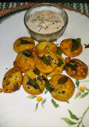 মিনি ভেজ আপ্পাম (Mini Veg Appam recipe in bengali) রেসিপির প্রধান ছবি