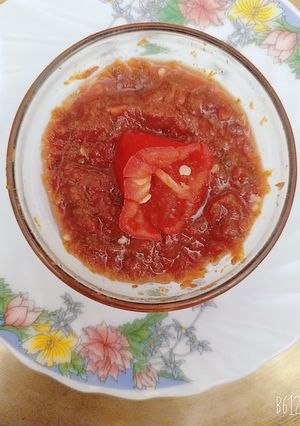 લાલ મરચાં ની ચટણી(lal marcha ni chutney recipe in gujarati) રેસીપી મુખ્ય ફોટો
