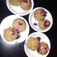 A picture of Rose flavoured sesame ladoo.
