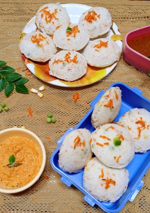 वेज इडली (Veg Idli recipe in hindi) रेसिपी मुख्य फोटो