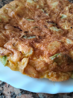 Una foto de Tortilla española con calabacín