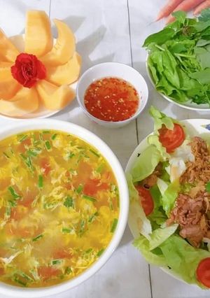 Hình của món Mâm cơm gia đình thời Covid 19.