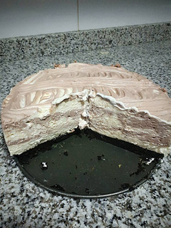 Una foto de Tarta de natillas y galletas Oreo