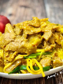咖哩牛肉炒麵 的食譜成品照片