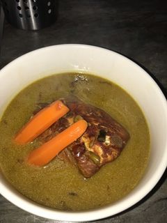 Una foto de Lomo en salsa