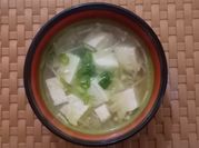 Gambar sup tahu putih dashi