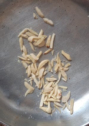 عکسی از دستور خلال بادام😍🌱