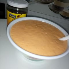 A picture of Papaya puree.
