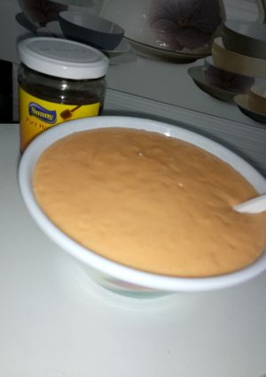A picture of Papaya puree.
