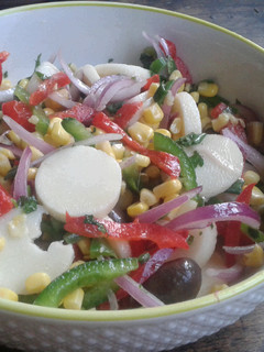 Una foto de Ensalada de Palmitos con Choclo