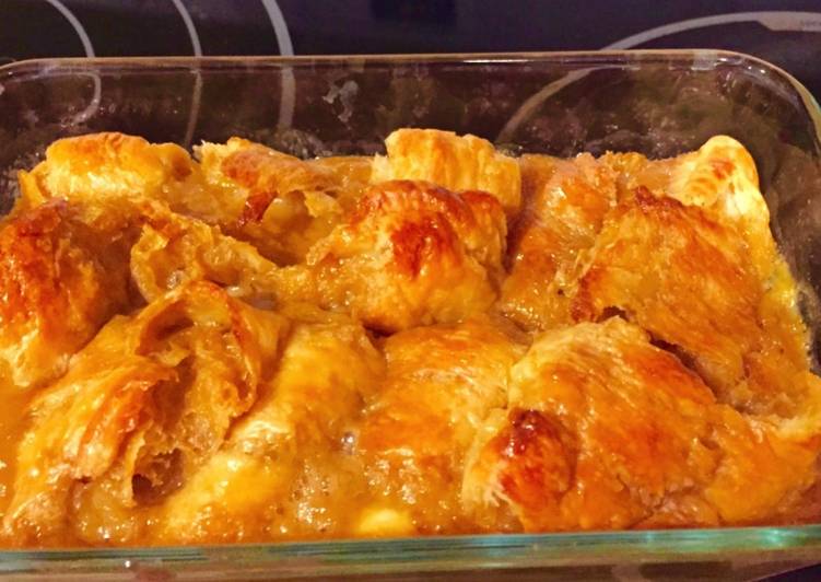 Steps to Prepare Any-night-of-the-week Easy Caramel Croissant Pudding