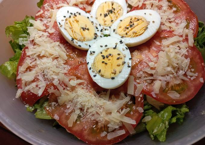 Ensalada De Lechuga Tomate Queso Y Huevo Receta De Sueli Cookpad