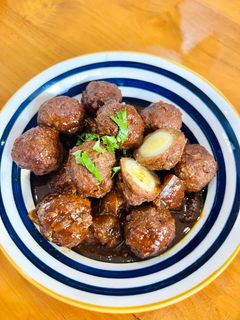 Foto resep Semur BOLA DAGING! isi telur puyuh