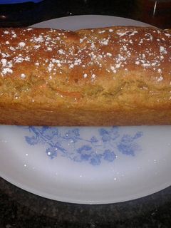 Una foto de Bizcocho de zanahorias y almendra picada