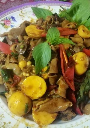 รูปของ ผัดฉ่าพวงไข่อ่อนไก่