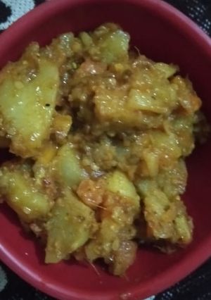 गाजर आलू की सब्जी (gajar aloo ki sabzi recipe in Hindi) रेसिपी मुख्य फोटो