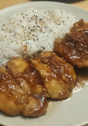 Una foto de Pollo teriyaki