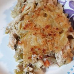 A picture of Chicken and Shells Casserole.