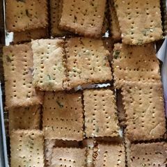 Besan and oats flour cookies A picture of Besan and oats flour cookies.