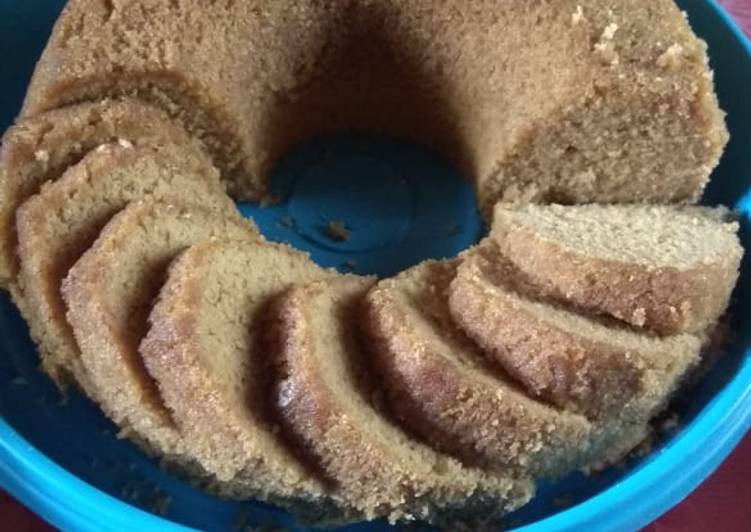 Langkah Mudah untuk Menyiapkan Caramel Coffee Sponge Cake (Kue Bolu Kopi Caramel) yang Bisa Manjain Lidah