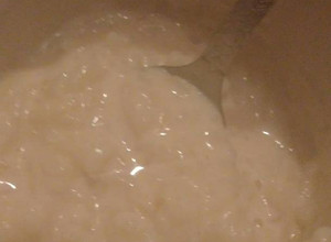 Una foto de Arroz Con leche y vainilla 😍