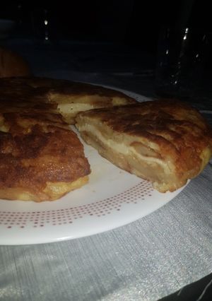 Foto principal de Tortilla de patatas rellena de queso