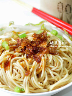 油蔥乾拌麵 的食譜成品照片