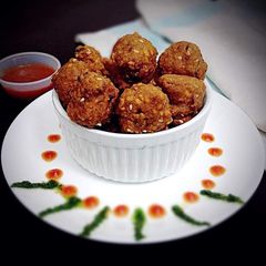 A picture of Moong Dal Pakodas.