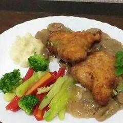 A picture of Stuffed chicken.