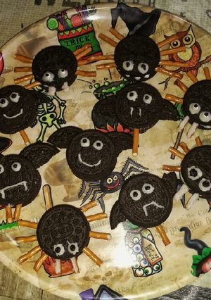 Halloween Oreo denevér & pók recept fotója