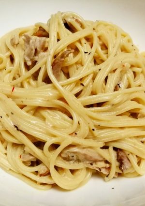 Una foto de Espaguetis de Crema de Pernil Ahumado en Casa