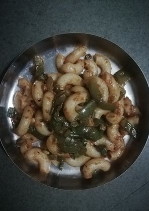 A picture of Red Sauce Pasta.