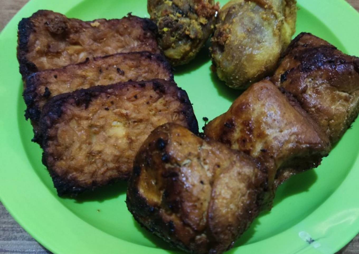 15. Tante bacem alias Tahu dan Tempe Bacem 😃