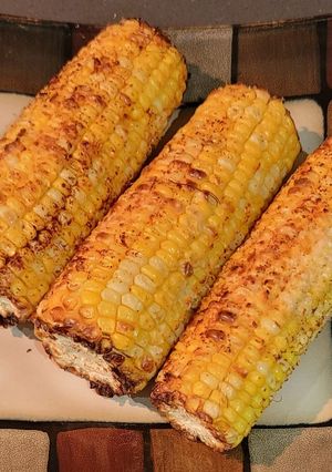 A picture of Air fryer corn on the cob.
