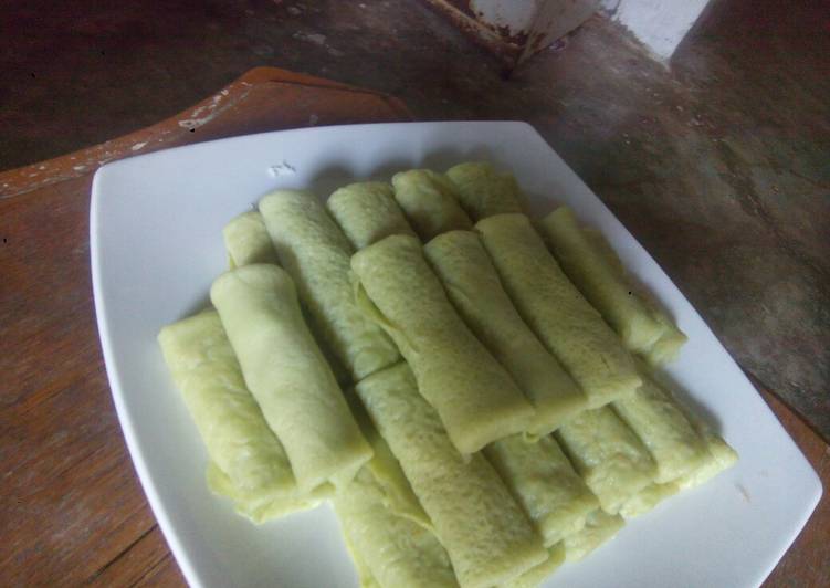 Resep Dadar Gulung Pandan | Bahan Membuat Dadar Gulung Pandan Yang Lezat Sekali