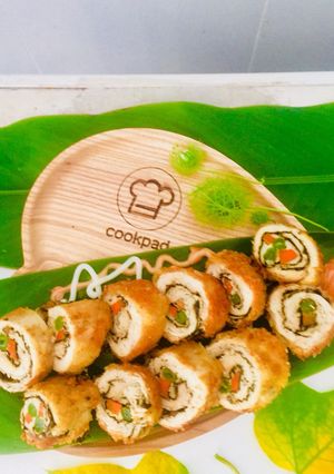 Hình của món Gà cuộn rong biển.